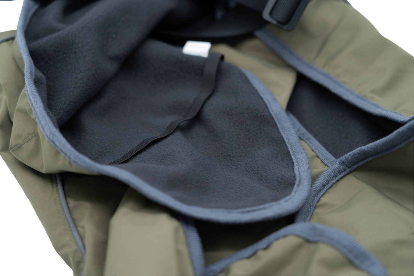 Hunde (wärme)-Regenmantel für die nassen und kalten Tage