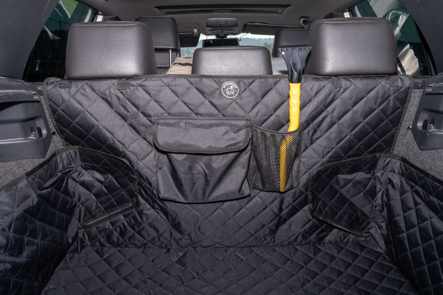 Kofferraumschutz "Akiro" mit Ladekantenschutz - Kratzfest & Wasserabweisend